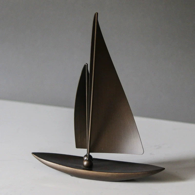 Modèle de voilier de luxe en résine – Sculpture décorative moderne pour la maison, le bureau et les accents Feng Shui