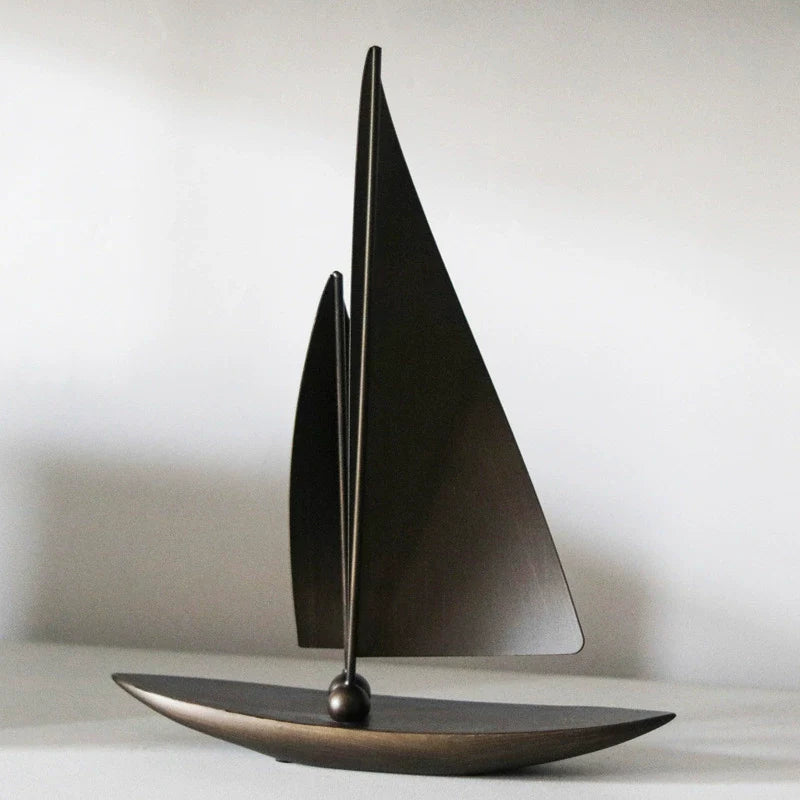 Modèle de voilier de luxe en résine – Sculpture décorative moderne pour la maison, le bureau et les accents Feng Shui